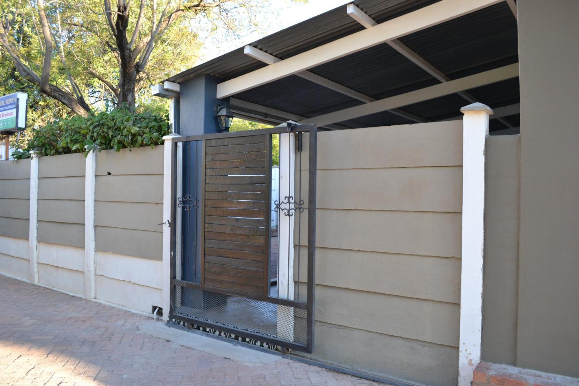 Travel North Guesthouse Tsumeb Exterior photo